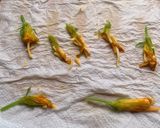 ズッキーニの花の天ぷら作り方3写真