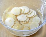 スライスポテトの明太子&しらすのせチーズ焼き♪作り方2写真