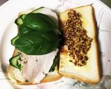 鶏ハムのホットサンド〜〜バジル添え作り方2写真