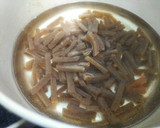 こんにゃくと豚ひき肉の炒め煮作り方2写真