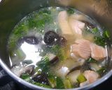 簡単！銀鮭と椎茸の白味噌汁作り方4写真
