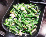お弁当に☆さやいんげんとツナの炒め物作り方1写真