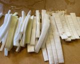 捨てずに利用！大根の皮で簡単ハリハリ漬け作り方1写真