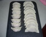 変わり餃子①　♪豚こまと青じそ編作り方4写真