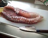 活きた水ダコのお刺身と、下処理と皮むきと作り方3写真