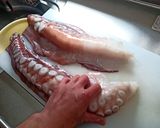 活きた水ダコのお刺身と、下処理と皮むきと作り方4写真