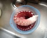 活きた水ダコのお刺身と、下処理と皮むきと作り方8写真
