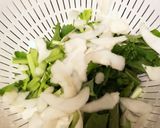 捨てるとこなし!カブの葉と皮のきんぴら♬作り方1写真