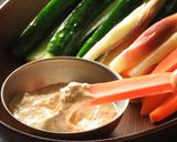 梅おかかマヨのディップ☆野菜スティックに作り方2写真