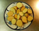 おいしい鶏と新玉・新ジャガバター醤油炒め作り方1写真
