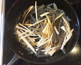 節約副菜♡蒟蒻大根の皮甘辛炒め作り方3写真