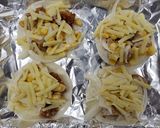 簡単!唐揚を使って、餃子の皮のミニピザ作り方4写真