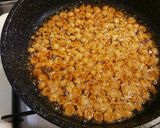 材料は卵と天かすだけ*玉子丼作り方1写真