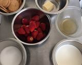ひんやりいちごのムースタルト作り方1写真