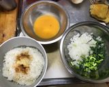 青ネギと玉ねぎのチャーハン作り方1写真
