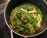 小松菜とひき肉のもつ煮風スープ作り方3写真