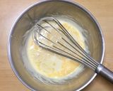 超簡単☆濃厚！苺のレアチーズ風味アイス♫作り方7写真