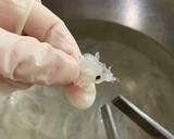 冰糖燕窩（燕の巣のスイートスープ)作り方3写真