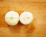 まるごと玉ねぎのオニオングラタンスープ作り方3写真