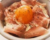 簡単すぎるカルボナーラ風生ハム丼。作り方2写真