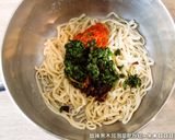 酸辣黑木耳泡菜乾拌麵．柯媽媽の植物燕窩作り方4写真
