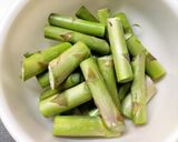 食べ過ぎ注意✨手間なしアスパラの漬物作り方1写真