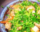 ベビーホタテに豆苗・にんじん炒め。作り方6写真