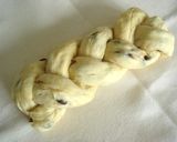 HBで☆ナッツとレーズンの三つ編みパン♪作り方5写真