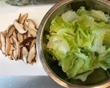 豚バラレタスと春雨のうま塩炒め作り方2写真