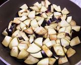 茄子と豚挽肉のどんぶりご飯♪作り方1写真
