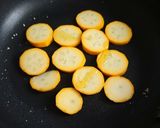 美味しすぎる。ズッキーニチーズソテー作り方1写真