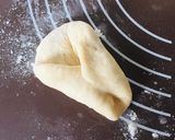 ドライイーストでふっくらバターロール作り方15写真
