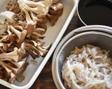 糸こんにゃくと舞茸の甘辛炒め【作り置き】作り方1写真