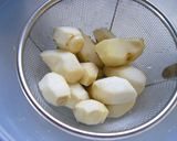 ばぁちゃんの里芋の煮っ転がし☆作り方1写真