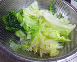 簡単☺　キャベツとほうれん草の白和え作り方1写真
