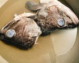 クロソイの煮付け(アラ)作り方1写真