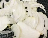 ハム＆玉ネギのケチャップナポリタン作り方1写真