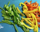 ご飯に合う!パプリカとピーマンのきんぴら作り方1写真