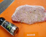 簡単！ロースのペッパーソテー作り方1写真