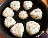 梅じゃこのサッパリ焼きおにぎり。作り方4写真