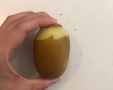 キウイ☆ピーラーで簡単な皮のむき方作り方3写真