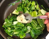 にらとチンゲン菜の炒め物作り方3写真