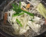 インスタント麺+野菜作り方3写真