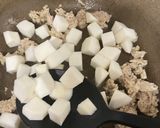 カブとトマトの鶏そぼろ味噌煮作り方2写真