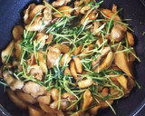 鶏ハラミとエリンギの焼肉のタレ炒め作り方3写真