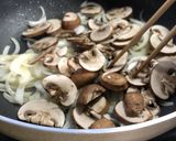 スイス人直伝！豚ヒレ肉クリーム煮作り方4写真