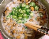 オクラとなめこの味噌汁作り方3写真