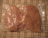 しっとり美味しい*鶏ハム作り方1写真