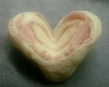 ハートの♡ふわふわハムロールパン作り方7写真