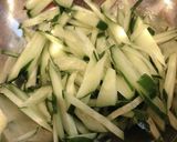 薬膳⭐︎カラダを引き締めるもずくきゅうり作り方1写真